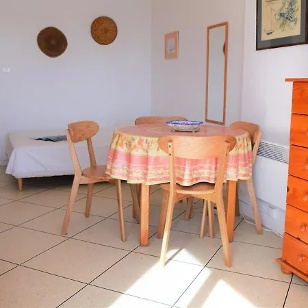 Au Bord De L'eau Avec Terrasse Et Menage Inclus - Fr-1-251-307 아파트